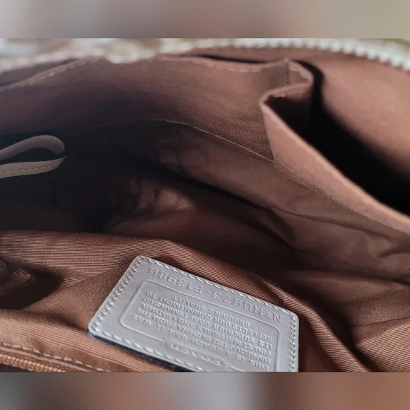 COACH Handbag F13980 Optic Signature Curly - Picture 4 of 5